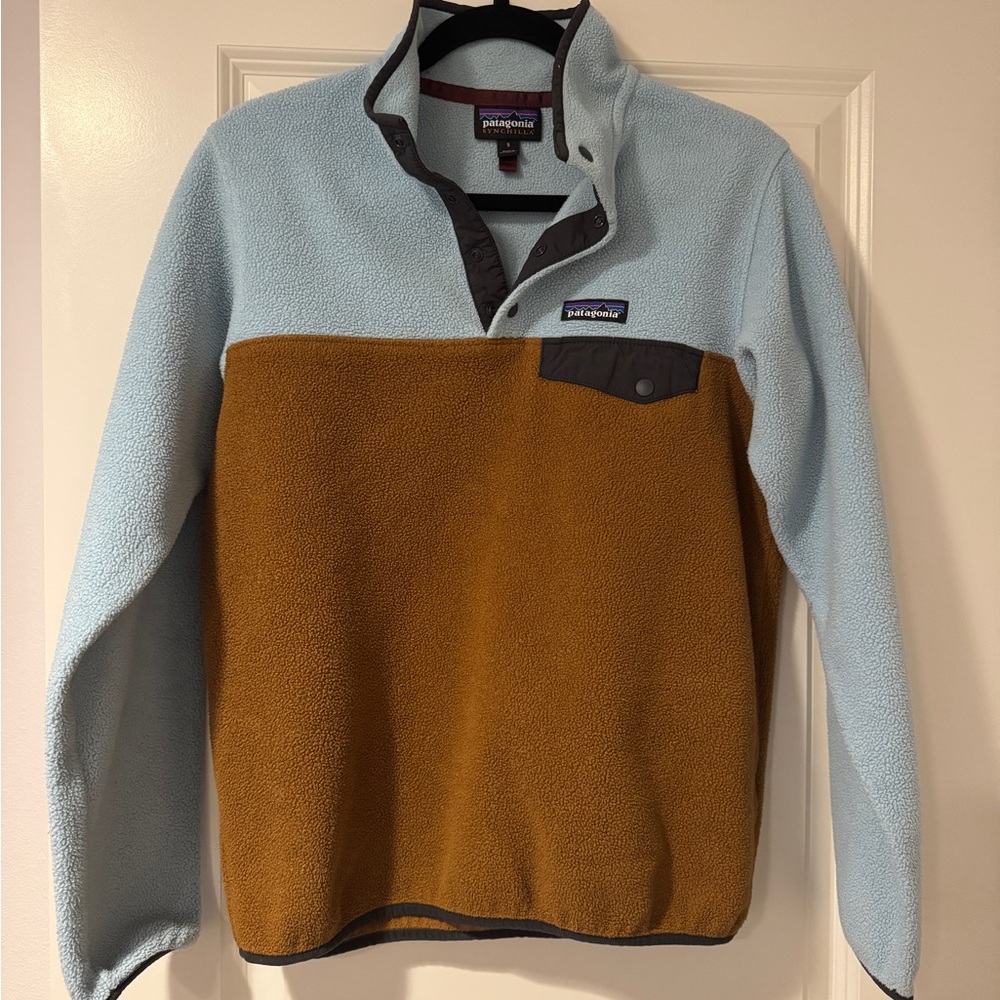 Patagonia Synchilla Light Blue and Brown Snap-T Fleece